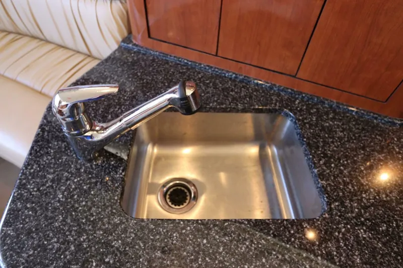 Slide: The Image of Sea Ray 450 Express Bridge 2003 - 5588530