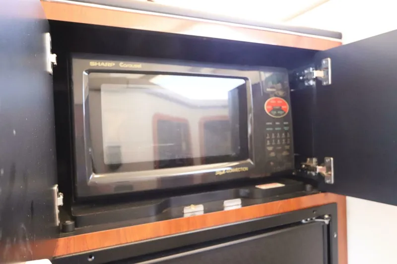 Slide: The Image of Sea Ray 450 Express Bridge 2003 - 5588535