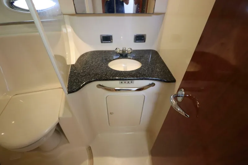 Slide: The Image of Sea Ray 450 Express Bridge 2003 - 5588548