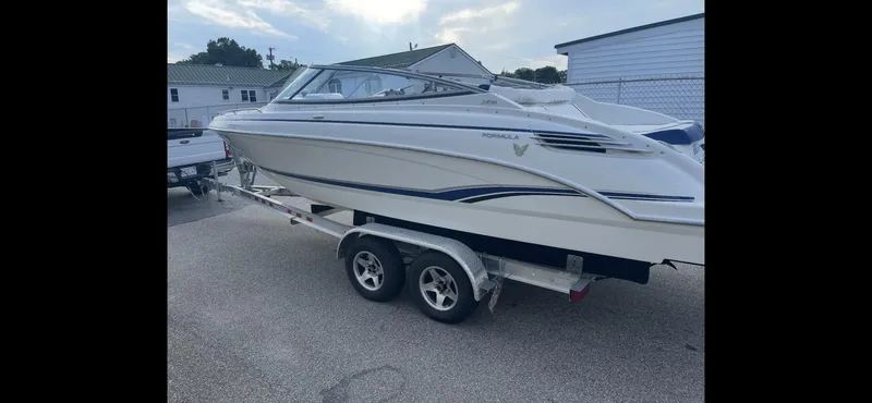 Slide: The Image of Formula 240 BR 2005 - 5592222