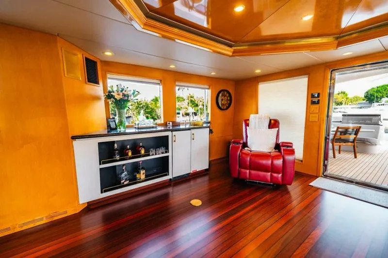 Slide: The Image of Skylounge Bar - 5588687