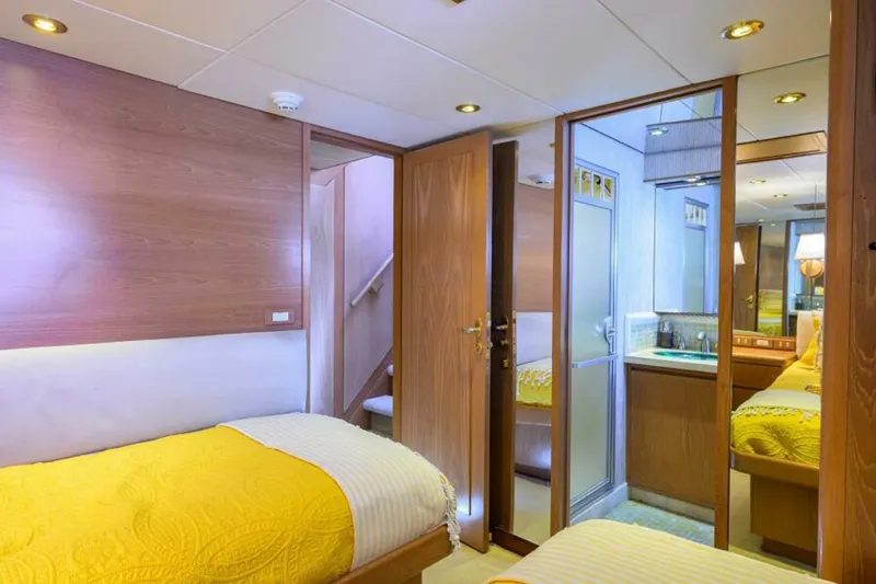 Slide: The Image of Port Side Guest Cabin - 5589494