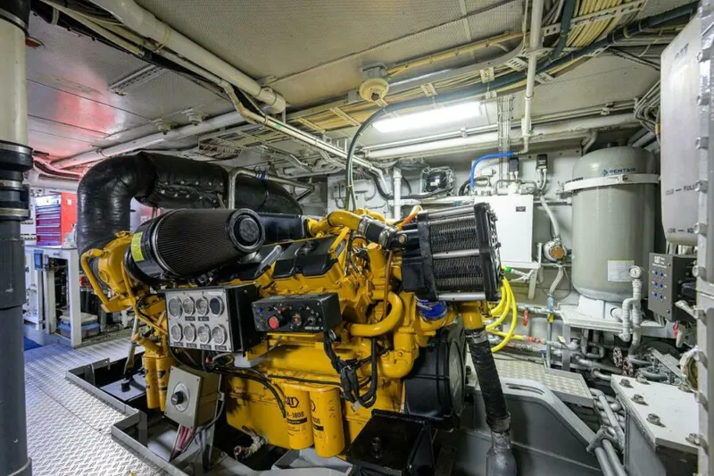 Slide: The Image of Port Engine - 5589541