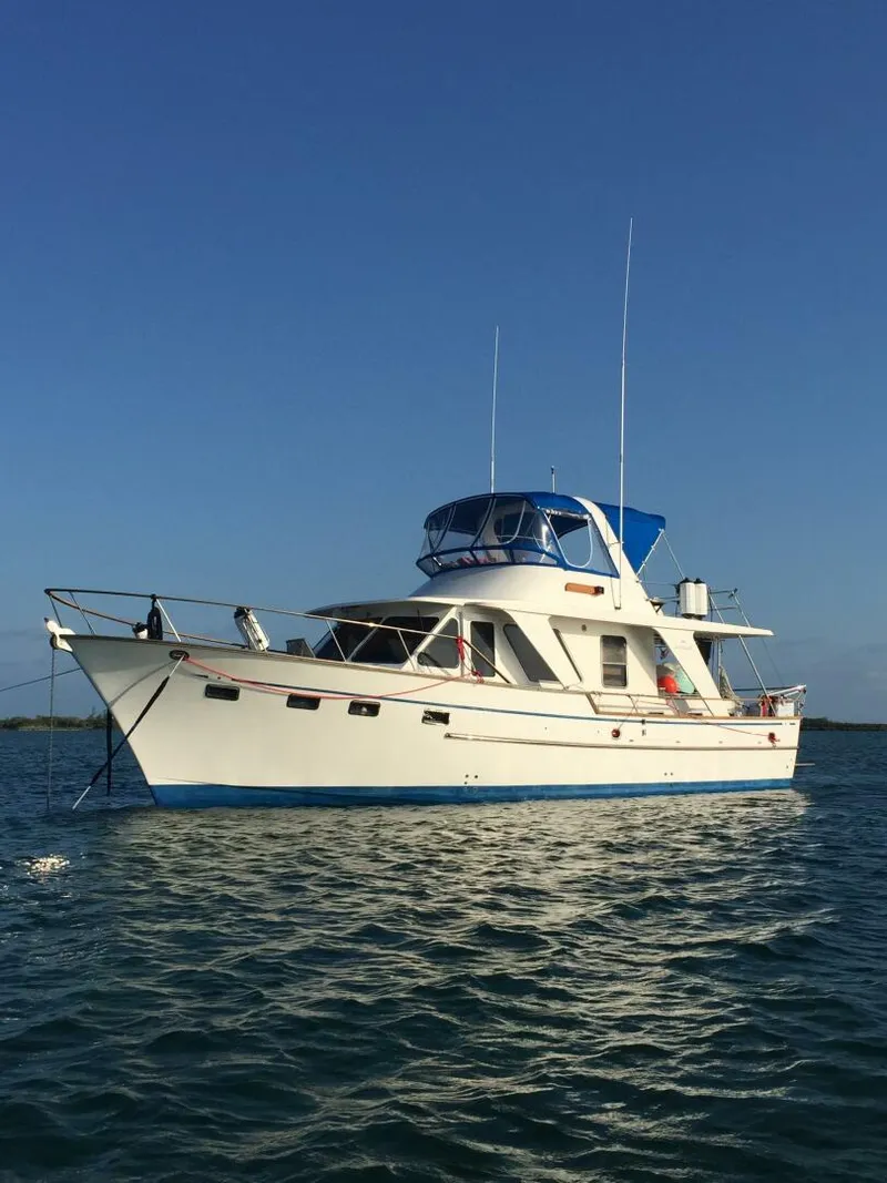 The Image of 48' DeFever port forward profile - 5592250