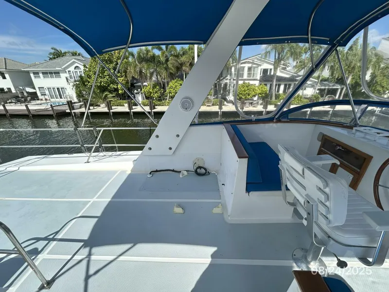 Slide: The Image of 48' DeFever flybridge port - 5592208
