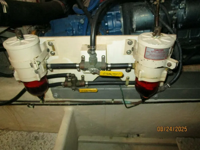 Slide: The Image of 48' DeFever port Racor fuel filters - 5592253