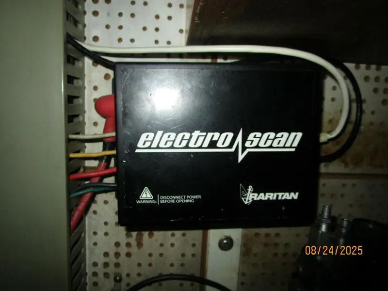 Slide: The Image of 48' DeFever Electro-Scan system - 5592093