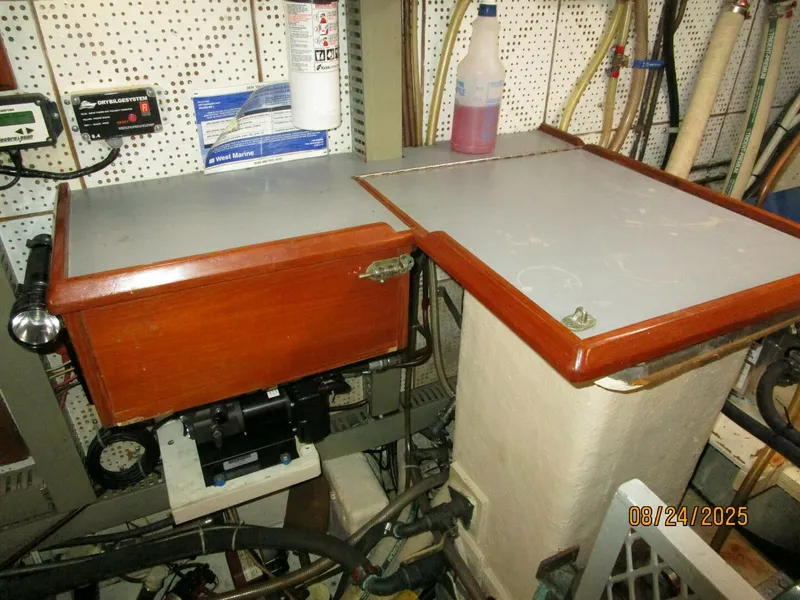 Slide: The Image of 48' DeFever engine room sea chest-work bench - 5592105