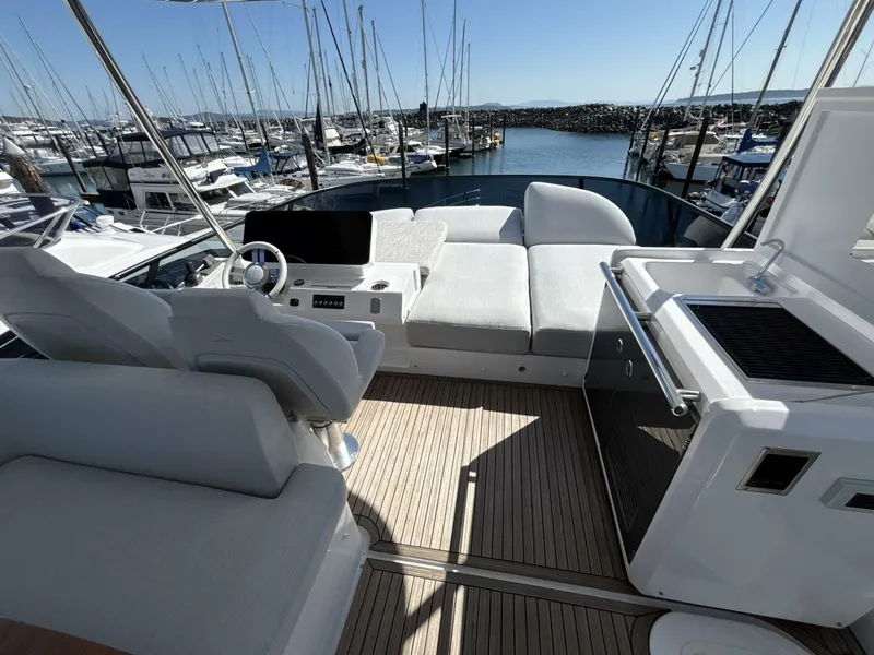 Slide: The Image of Azimut Fly 53 2025 - 5589825