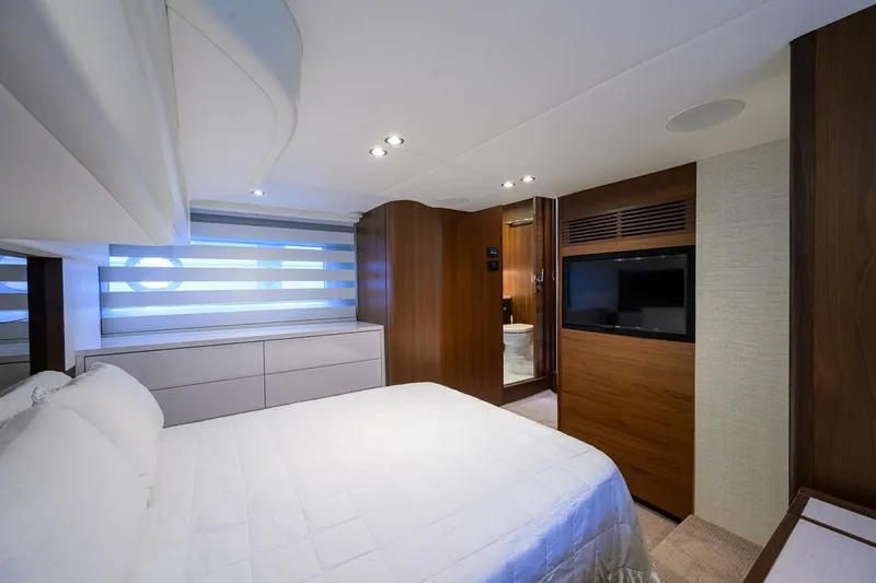 Slide: The Image of Princess F49 Chill- Master Stateroom 2018 Princess 49 Flybridge Chill - 5590071