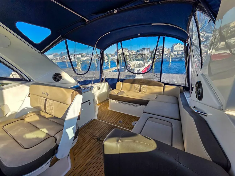 Slide: The Image of Sea Ray 310 Sundancer 2015 - 5783894