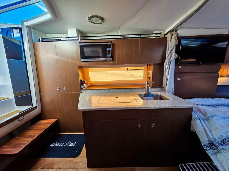 Slide: The Image of Sea Ray 310 Sundancer 2015 - 5783911