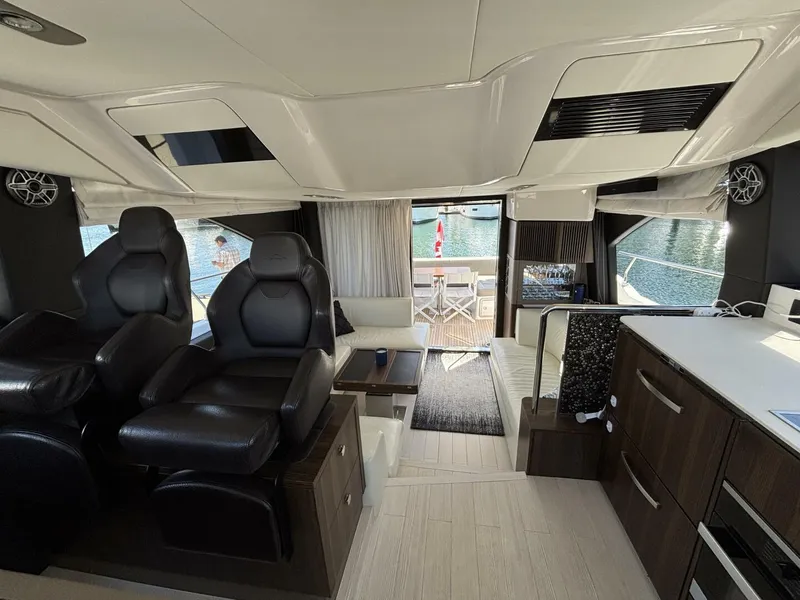 Slide: The Image of Azimut 50 2019 - 5590111