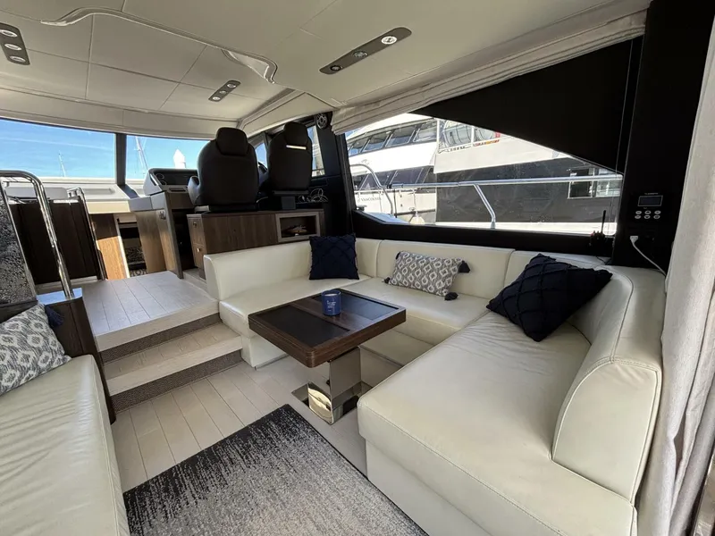 Slide: The Image of Azimut 50 2019 - 5590084