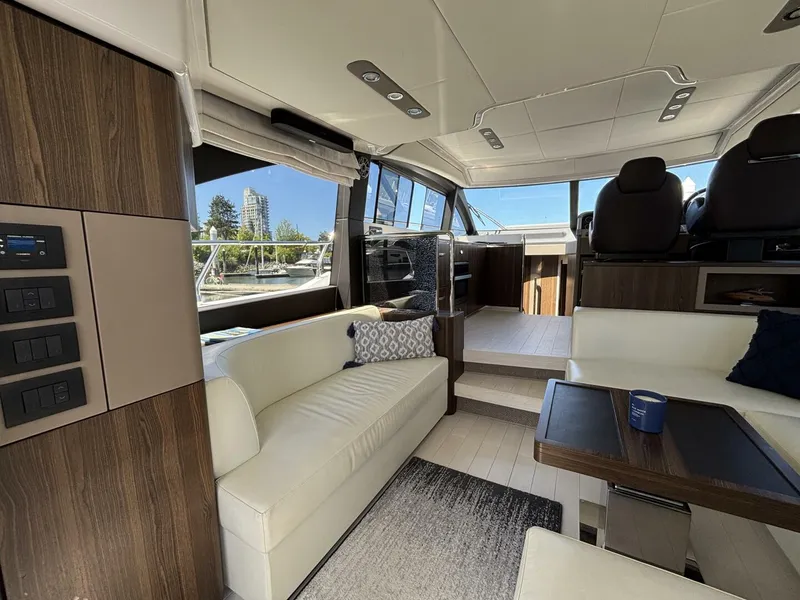 Slide: The Image of Azimut 50 2019 - 5590085