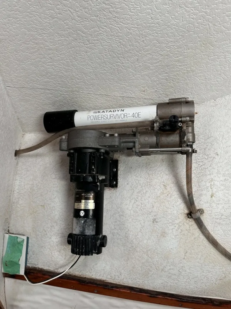 Slide: The Image of Used Sail Catamaran for sale 1992 SOLARIS Sunstar 32 - MARI ROSE - 5590211