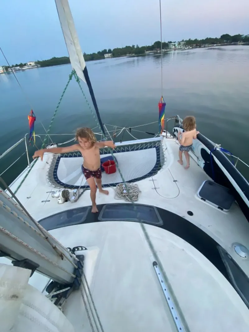 Slide: The Image of Used Sail Catamaran for sale 1992 SOLARIS Sunstar 32 - MARI ROSE - 5590216