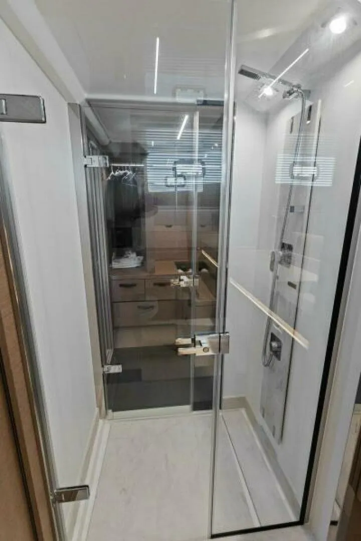 Slide: The Image of 2022 59 Prestige Flybridge - How Sweet It Its - Master Head - 5592148