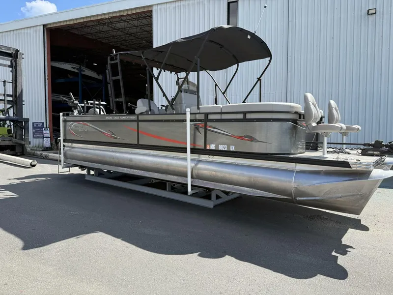 Slide: The Image of Angler 8526 2023 - 5592913