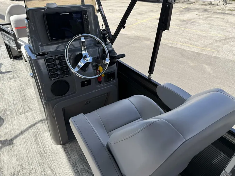 Slide: The Image of Angler 8526 2023 - 5592991