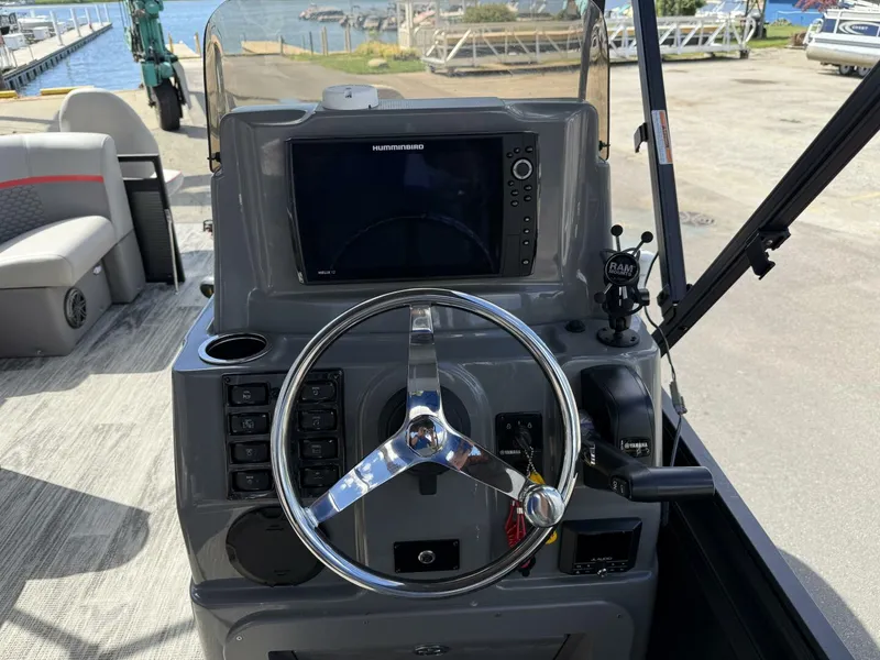 Slide: The Image of Angler 8526 2023 - 5592993