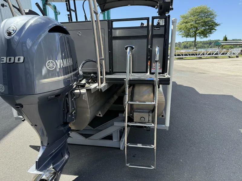 Slide: The Image of Angler 8526 2023 - 5592901