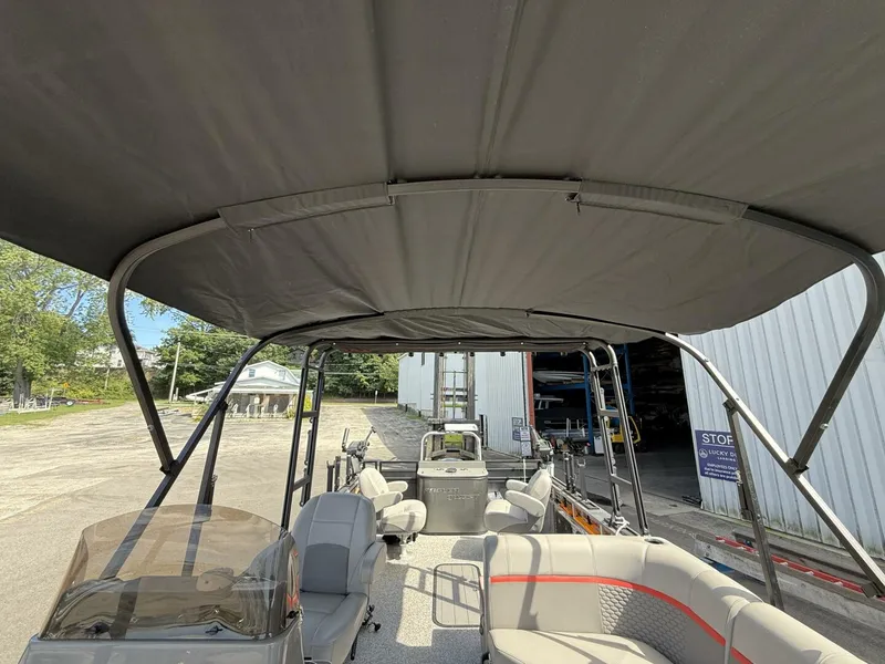 Slide: The Image of Angler 8526 2023 - 5593001