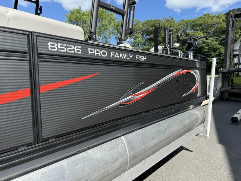 Slide: The Image of Angler 8526 2023 - 5592905