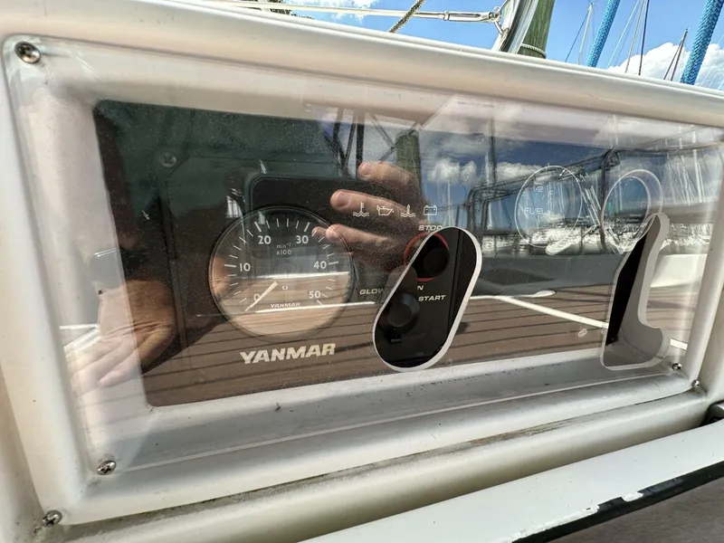 Slide: The Image of Hunter 38 2006 - 5592440