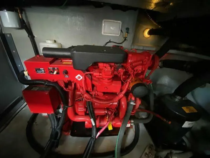 Slide: The Image of Sea Ray 380 Sundancer 2000 - 5605098