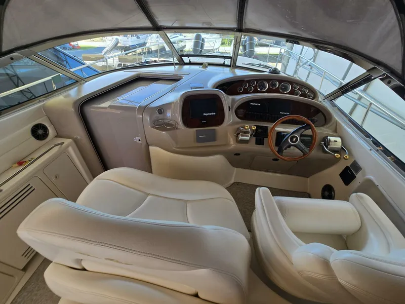 Slide: The Image of Sea Ray 380 Sundancer 2000 - 5605103