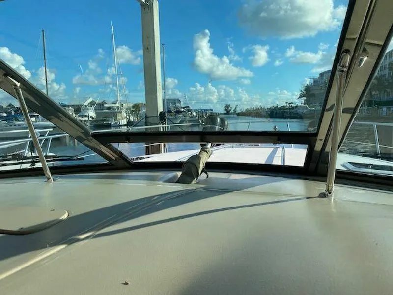 Slide: The Image of Sea Ray 380 Sundancer 2000 - 5605128