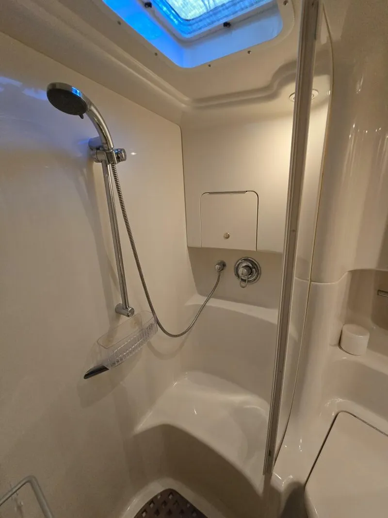 Slide: The Image of Sea Ray 380 Sundancer 2000 - 5605132