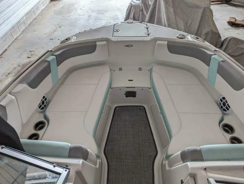 Slide: The Image of Chaparral 230 SUNCOAST 2021 - 5593193