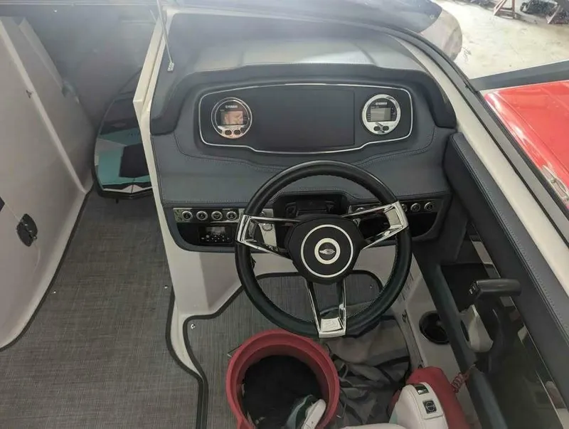 Slide: The Image of Chaparral 230 SUNCOAST 2021 - 5593201