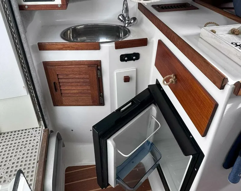 Slide: The Image of Atlas Acadia 25 2017 - 5593267