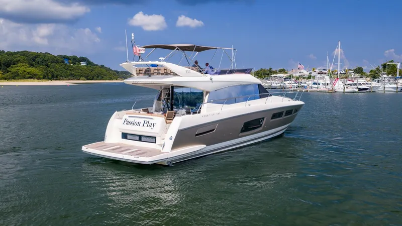 Slide: The Image of Prestige 550 Flybridge 2014 - 5593364