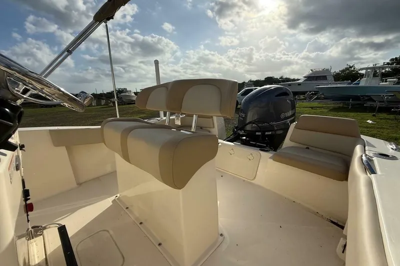 Slide: The Image of Scout 195 Sportfish 2026 - 5593446