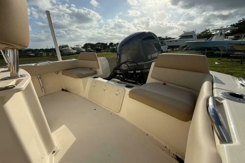 Slide: The Image of Scout 195 Sportfish 2026 - 5593445