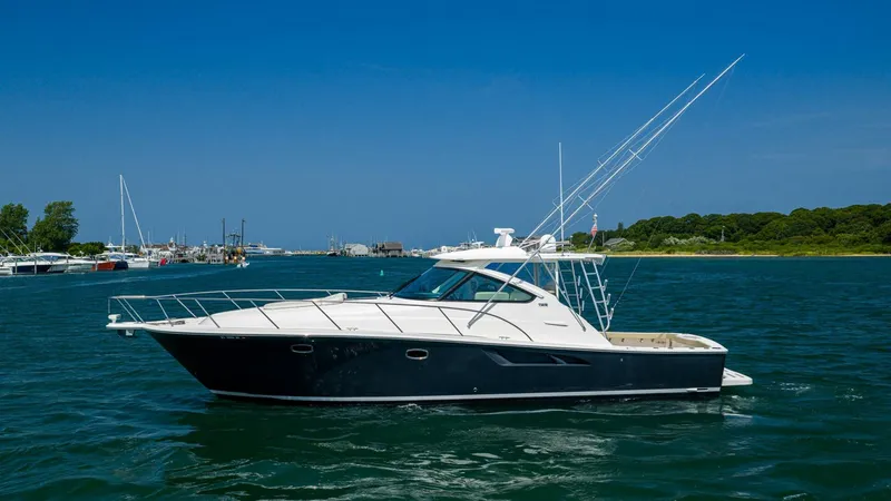 Slide: The Image of Tiara 43 Open 2017 - 5593685