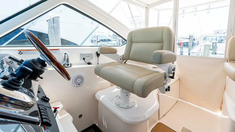 Slide: The Image of Tiara 43 Open 2017 - 5593660