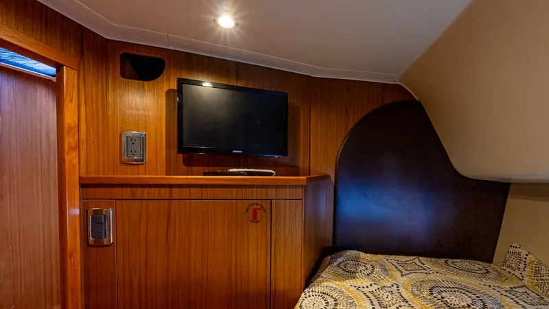 Slide: The Image of Tiara 43 Open 2017 - 5593647