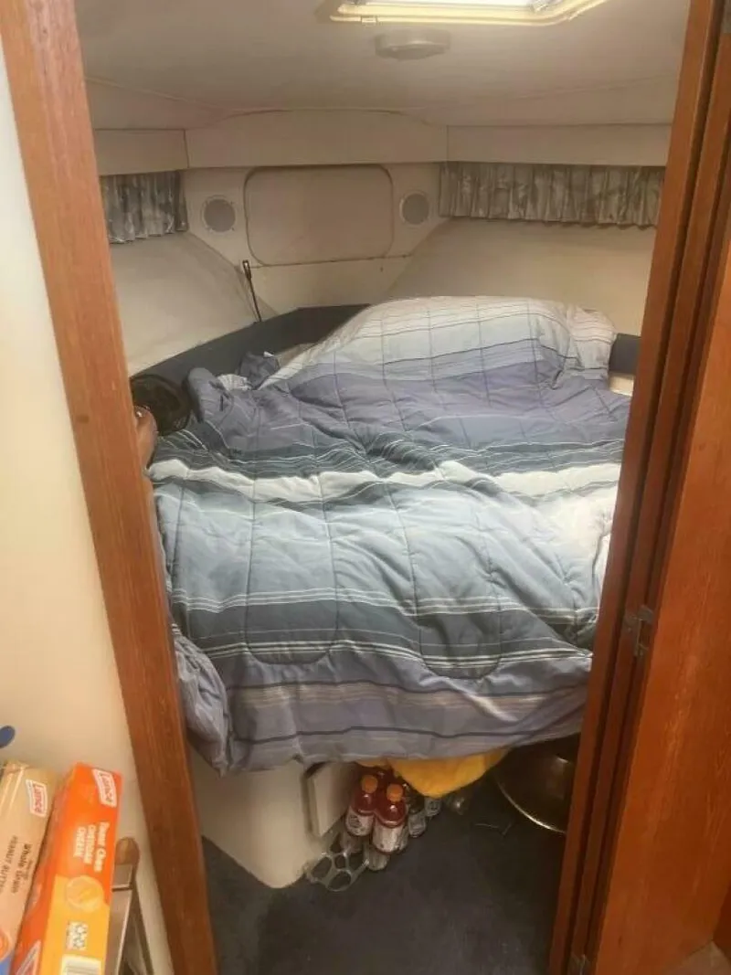 Slide: The Image of Master Cabin Berth - 5599941