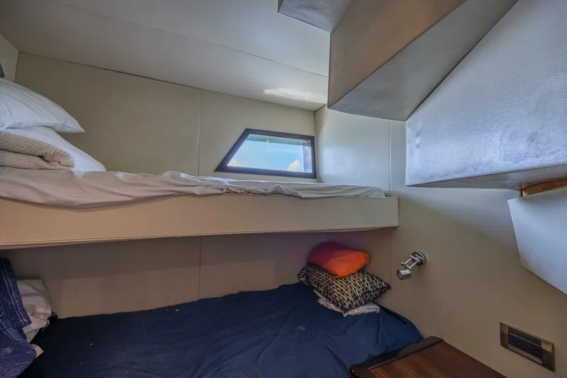 Slide: The Image of Lazzara LSX 92 2010 - 5594330