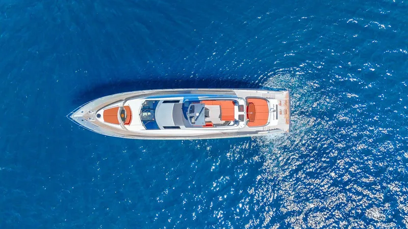 Slide: The Image of Lazzara Yachts LSX 92 2010 - 5594285
