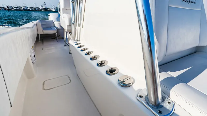 Slide: The Image of Invincible 33 Open Fisherman 2016 - 5594238