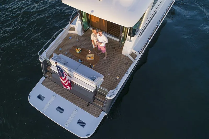 Slide: The Image of Sabre 58 Salon Express 2024 - 5664330