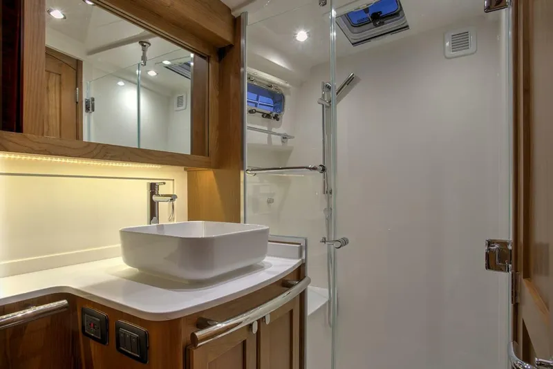 Slide: The Image of Sabre 58 Salon Express 2024 - 5664321