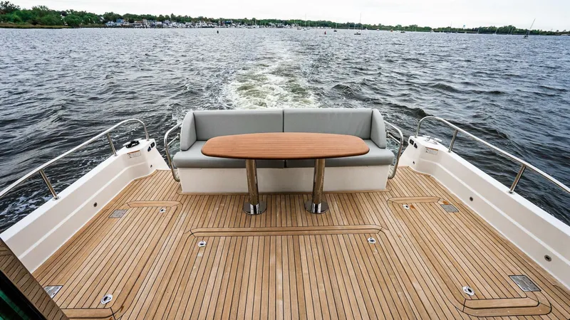 Slide: The Image of Sabre 58 Salon Express 2024 - 5664272