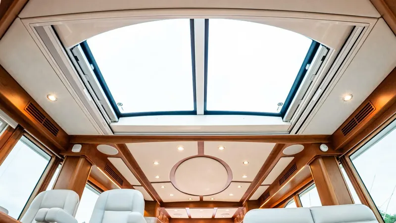 Slide: The Image of Sabre 58 Salon Express 2024 - 5664314